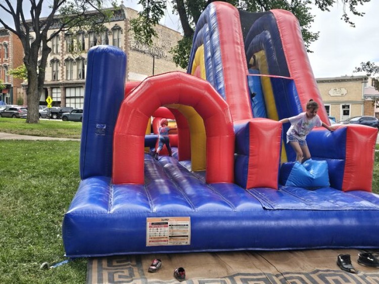 Slides Obstacles and Combos Slides Obstacles and Combos